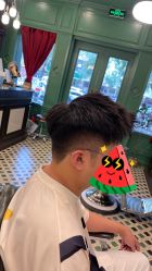 -海文先生国潮烫染男士理发馆