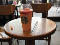 -星巴克(南宁民歌湖店)