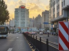 -小杨生煎(外滩NEO店)