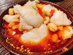 冒鱼片-串大叔炭火烤串·鸡西大冷面刀削面(总店)