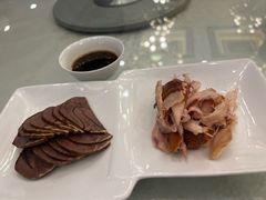 熏酱双拼-北京圆山大酒店·餐厅