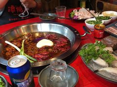 -谭鸭血老火锅(漳州路店)