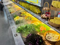 -张哞哞·鲜切牛肉自助火锅(高德置地店)