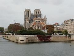 -巴黎圣母院