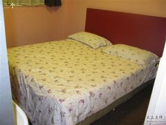 -莫泰酒店(上海虹桥北新泾地铁站天山路店)