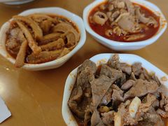 -邱芳粉店(迎宾大道旗舰店)