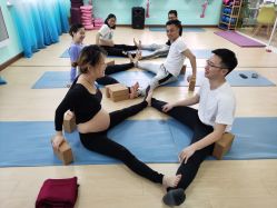 -爱尔乐美孕产瑜伽·普拉提