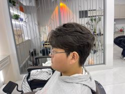 -尤司男士国潮理发馆