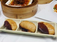 榴莲千丝酥-稻香酒家·34年老字号·港式粤菜(汉街店)
