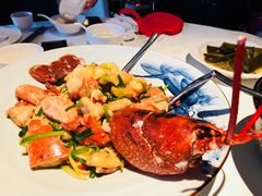 苏格兰蓝龙虾捞面-皇朝会.经典传统粤菜(外滩店)