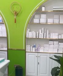 -苗医生专业祛痘·皮肤管理