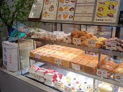 -君之狮子山·轻糖烘焙(松江印象城店)