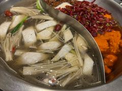 -沸炉重庆老火锅(军事博物馆店)