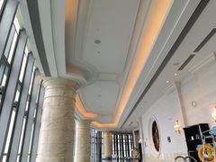 -珠海瑞吉酒店游泳池