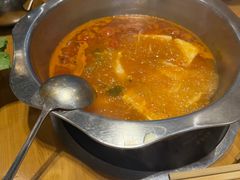 -苗阿哥酸汤牛肉火锅(体育场店)