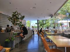 大堂-爱樂咖啡(青年体育公园店)