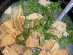 -官塘陈记鱼生·潮汕砂锅粥·牛肉火锅(潮枫路总店)