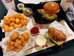 -The Habit Burger Grill 哈比特汉堡(爱琴海店)