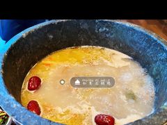 石锅鸡-林芝工布庄园希尔顿酒店-猎味中餐厅