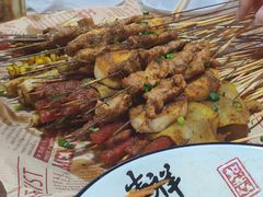 -老街烧烤大排档·地道湖北菜·龙虾馆(汉口火车站店)