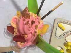 -F小姐甜品店(威海路店)