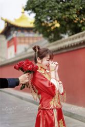 -易摄影婚纱摄影工作室