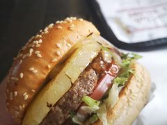 -The Habit Burger Grill 哈比特汉堡(爱琴海店)
