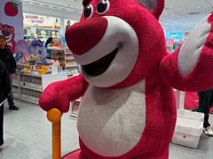 -名创优品(山东青岛华润万象城店)