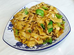 -九转小磨·非遗东北菜(群力店)