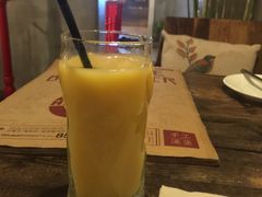 -HIGH FIVE哈福手工汉堡(桂林路店)