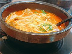 -灵芝妹子海鲜米线(瓦房店新玛特店)