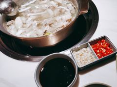 -喃喃椰·糟粕醋·椰子鸡火锅(七堡花园店)