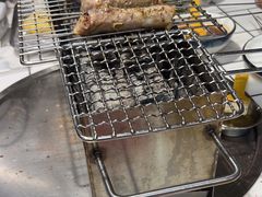 -喜悦小串丹东小黄牛海鲜烧烤大排档(民主广场店)