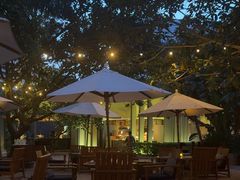 -三亚艾迪逊酒店·海滩烧烤 BARBACOA·现场乐队·浪漫晚餐·烧烤海鲜