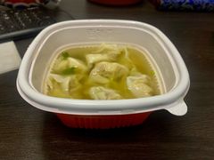 鲜肉虾仁馄饨-南城香·饭香串香馄饨香(富丰桥店)