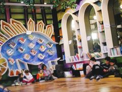 -钟书阁(松江泰晤士小镇店)