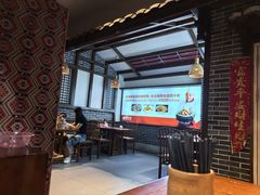 -唐师傅湘西名菜馆(武陵路店)