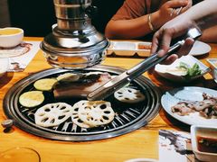 -唯成•韩国炭火烤肉 유성고기