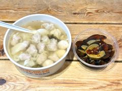 鱼丸鲜肉馄饨-手劲鱼丸馄饨铺(哈一百店)