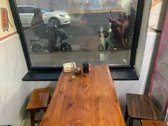 -宝瑞门钉肉饼店