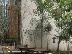 -Metal hands·铁手咖啡