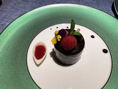 -弦月窗LUNETTE BY AMANDA(复兴路店)