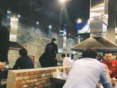 -马路牙子烧烤音乐酒馆(望京店)