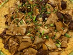 -壹阁胡羊焖饼(特色小吃街店)