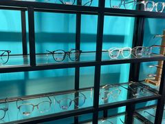 -Trend1881视光·蔡司视觉(领展广场店)