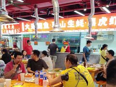 -养牛邓·潮汕牛肉海鲜自助火锅(广州店)