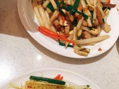 -潮庭港式茶餐厅·熊仔奶茶(同济广场店)