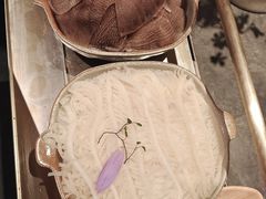 -左庭右院鲜牛肉火锅(七宝领展广场店)