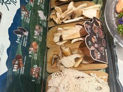 -芸山季·云南山珍菌火锅(人民广场来福士店)