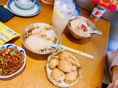 -包整·丝娃娃(一览甲秀楼风景店)